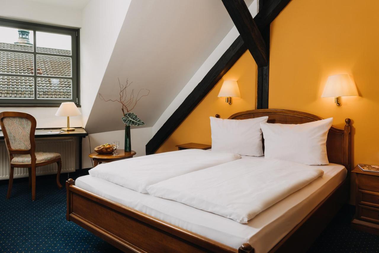 Altstadthotel Arch Regensburg Exterior photo